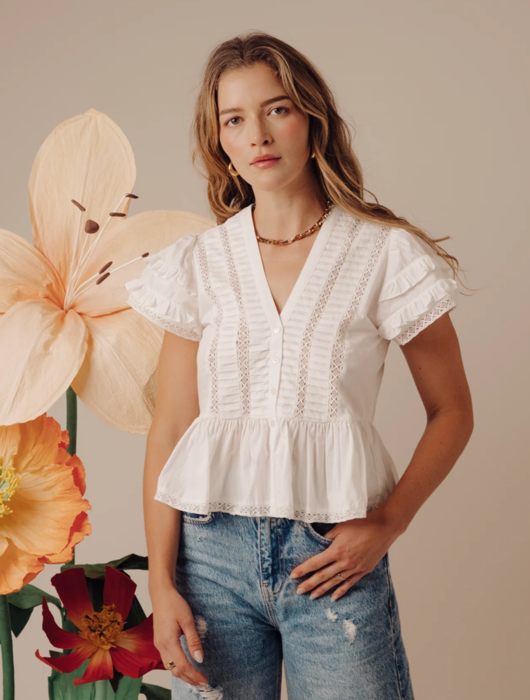 LOVE THE LABEL AMIRA TOP