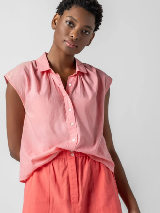 SHORT SLEEVE BUTTON DOWN