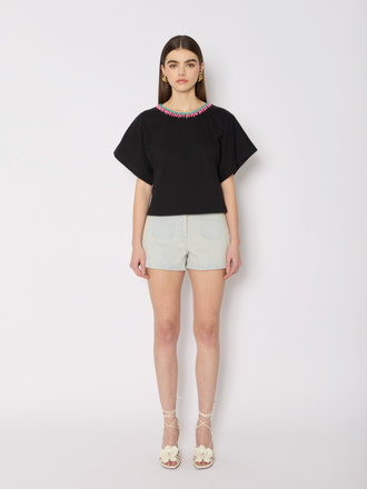 BERENICE TEMBER CREW NECK TEE W/CONTRAST NECK EMBROIDERY