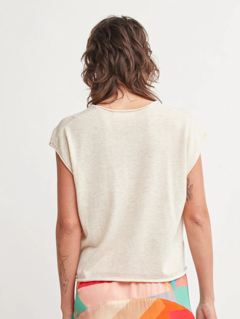 DORIAN V-NECK SWEATER