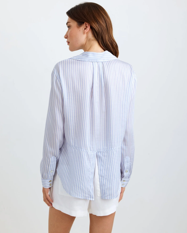 BELLA DAHL OVERSIZED SPLIT BACK BUTTON DOWN