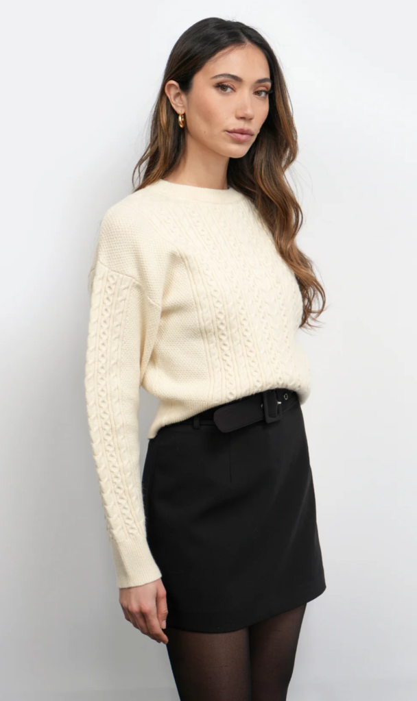 FINLEY LONG SLEEVE PULL OVER CABLE KNIT SWEATER TOP