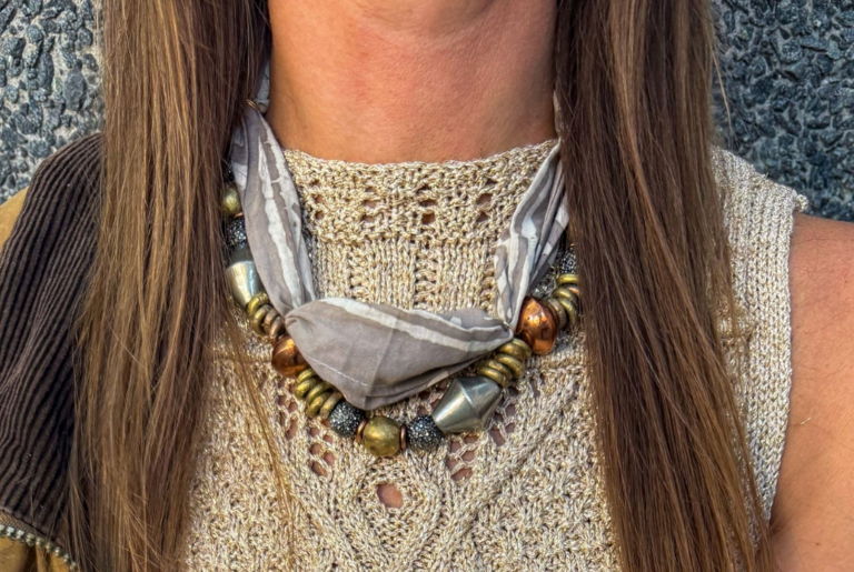 BEADED BANDANA NECKLACE