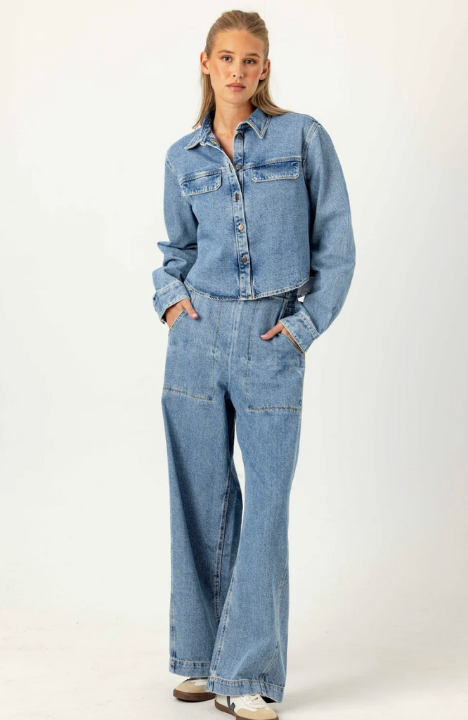 JOSIE SHIRT LIGHT WASH