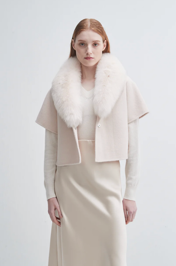 PISSENLIT SHORT SLEEVE JACKET WITH FUR COLLAR