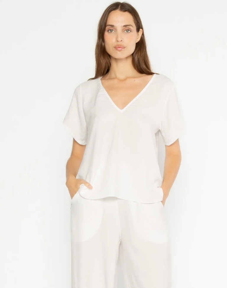 RIPLEY RADER OFF WHITE SATIN CREPE EVERYDAY V NECK TOP