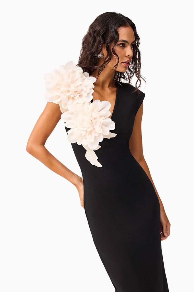 ELLIATT ZAHARA V NECK GOWN