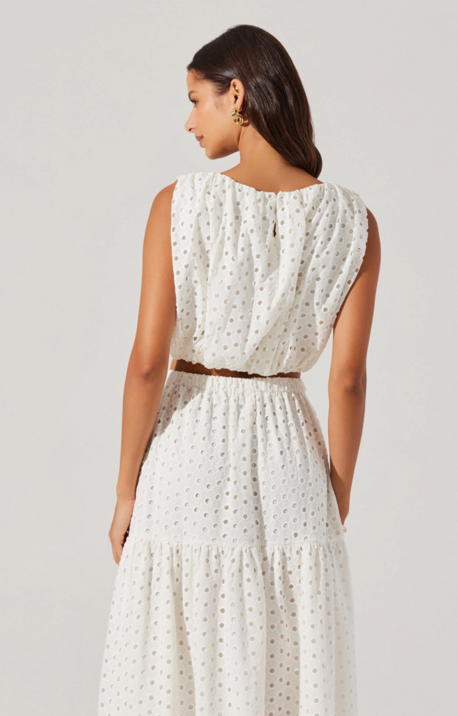 ASTR THE LABEL NALLEY EYELET CROP TOP