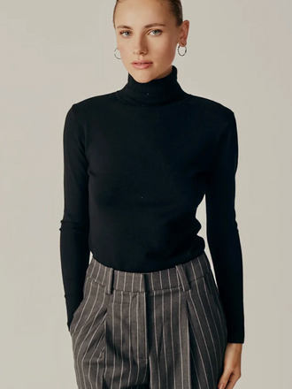 DÈLUC SILENE TURTLENECK SWEATER BLACK