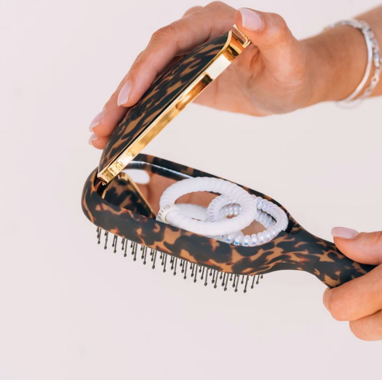 DETANGLER HAIR BRUSH