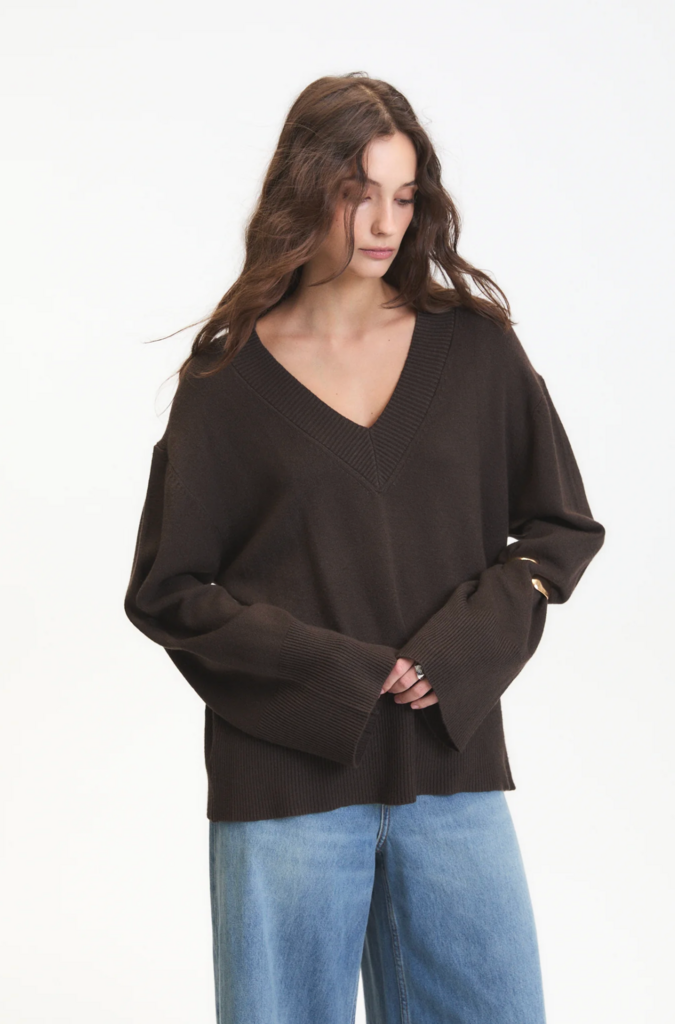 DÈLUC ASCLEPIAS V NECK SWEATER