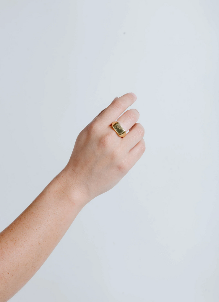 Vincent ON THE SQUARE RING