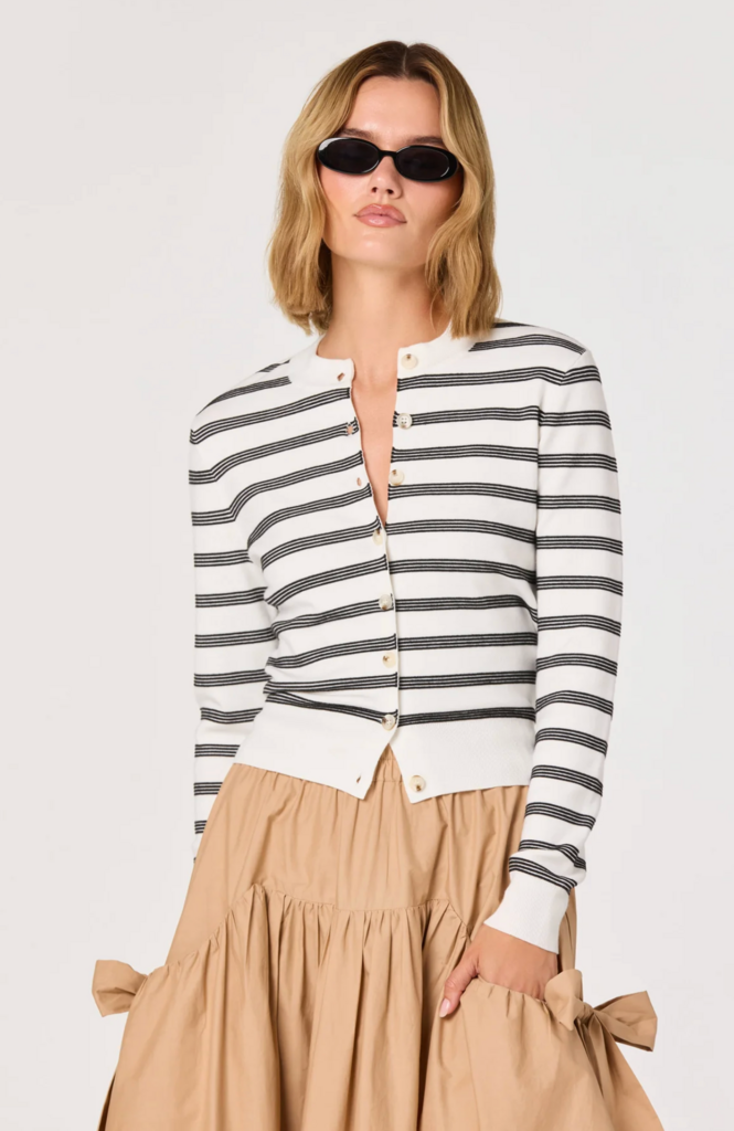 ASTR TAWNI BUTTON-FRONT CARDIGAN