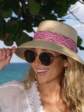 CHISME LIFESTYLE ALEXA PALM BUCKET HAT