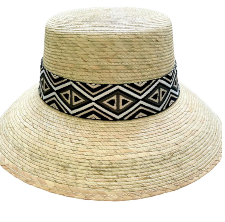 CHISME LIFESTYLE ALEXA PALM BUCKET HAT