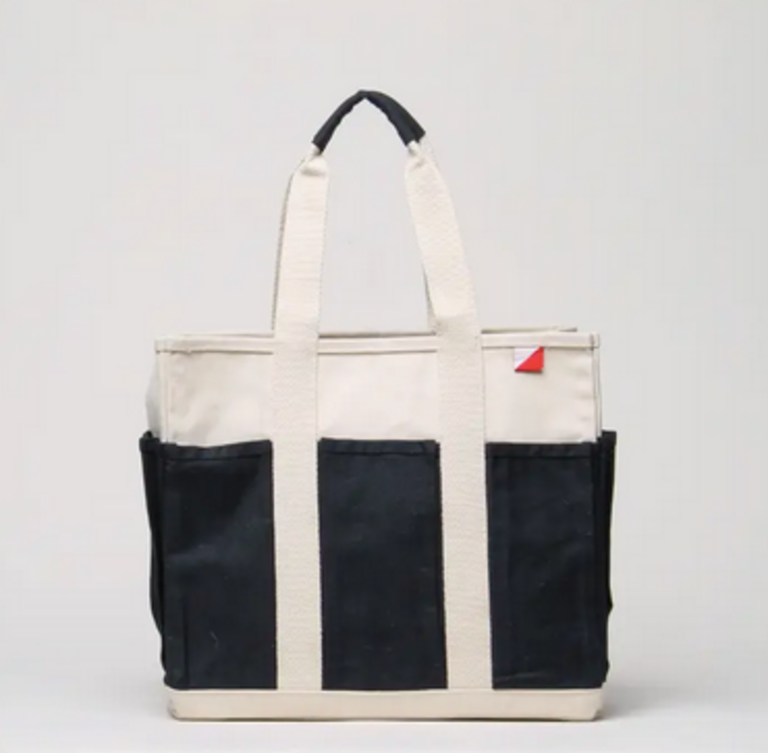 SHORE BAGS Pocket Tote 8-Pocket Carrying Tote