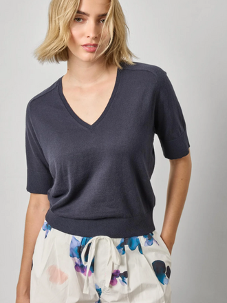 V-NECK SADDLE SLEEVE SWEATER NAVY
