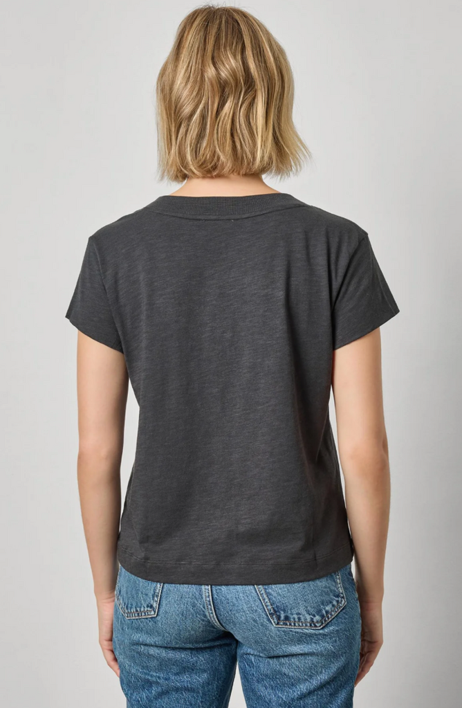 RELAXED SHORT SLEEVE BLACK