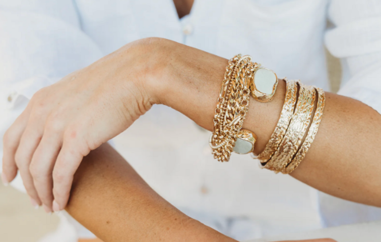 LESLIE CURTIS KELLY BRACELET