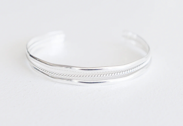 LESLIE CURTIS SHANIA CUFF