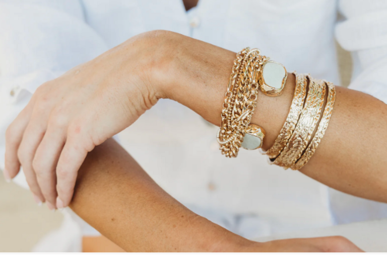 LESLIE CURTIS LAUREN BANGLE