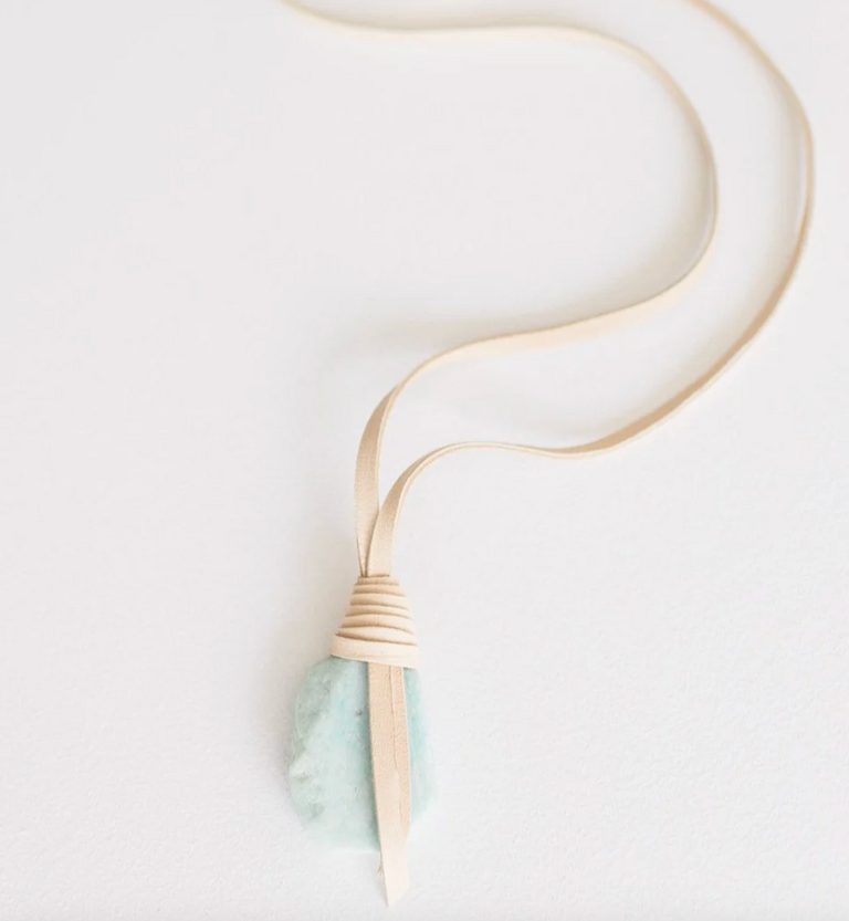 LESLIE CURTIS VIRGINA NECKLACE