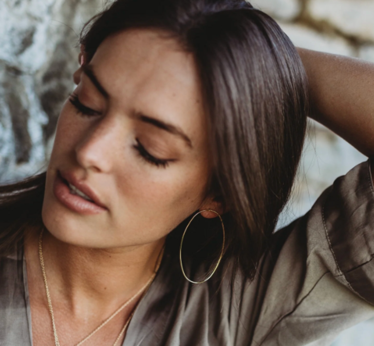 LESLIE CURTIS KOURTNEY HOOP