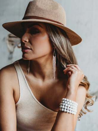 LESLIE CURTIS ASHTON