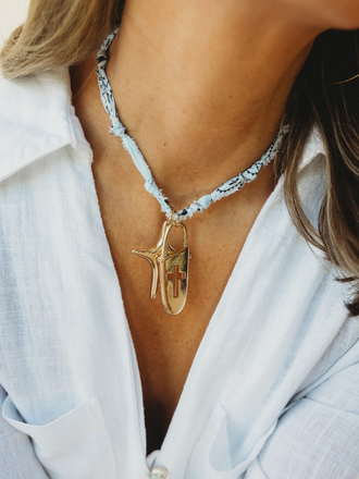 LESLIE CURTIS TRICIA