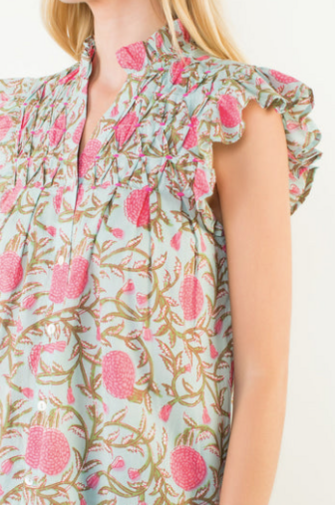 FLUTTER SLEEVE FLORAL DETAIL TOP