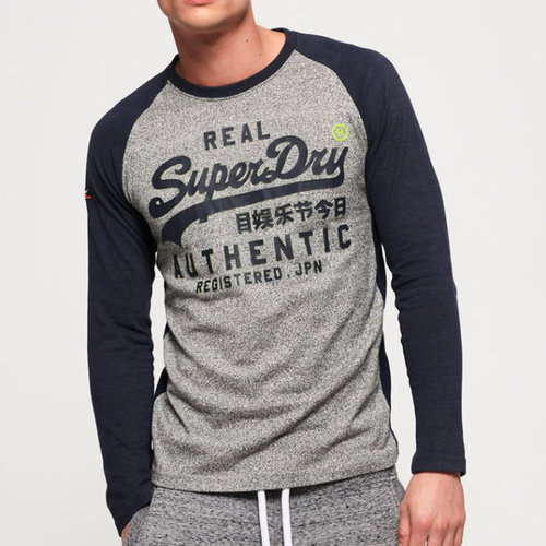 Superdry Vintage Logo Raglan L/S T-Shirt Superdry Vintage Logo Raglan L/S T-Shirt
