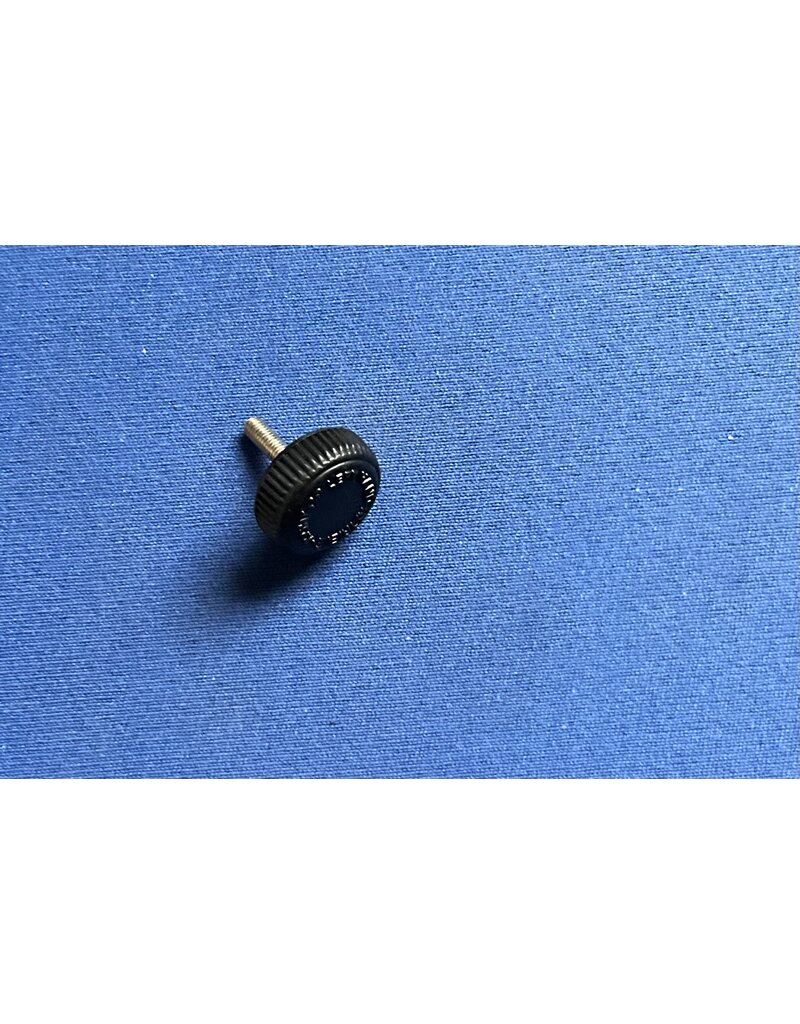 Daiwa B92-5004 / B92-5001 Handle Lock Screw
