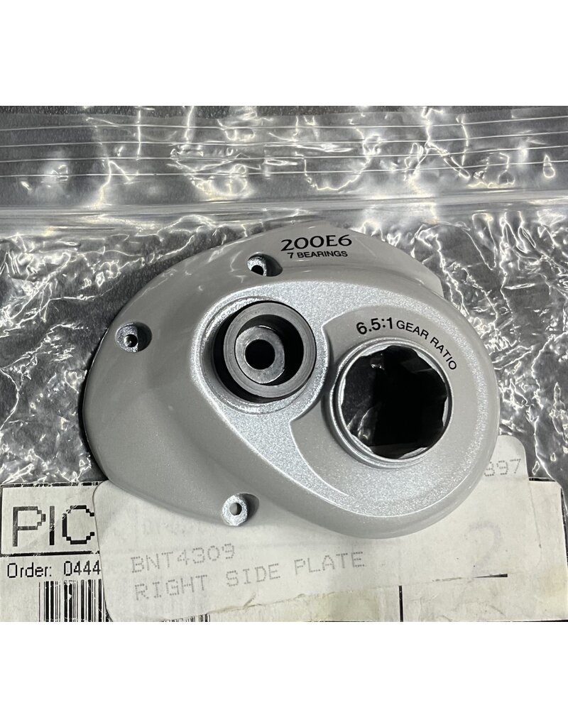 Shimano BNT4309  Shimano CH-200E6 Chronarch Baitcast Reel Right Side Plate