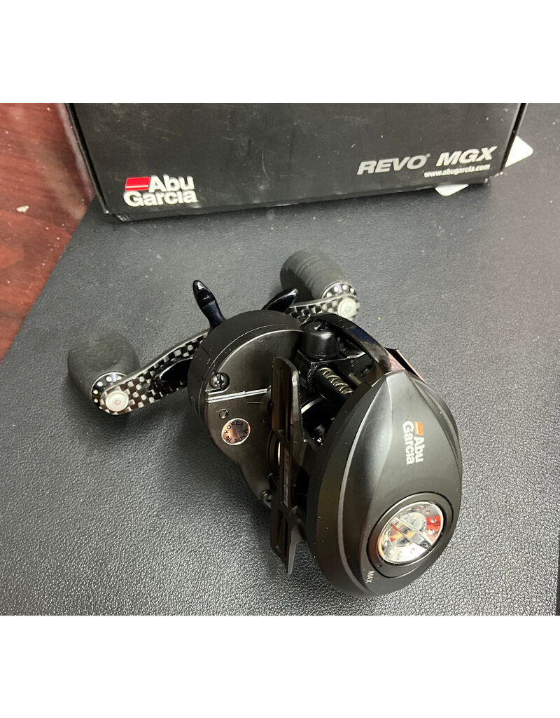 Abu Garcia Revo MGX 7.1:1 gear ratio New Old Stock
