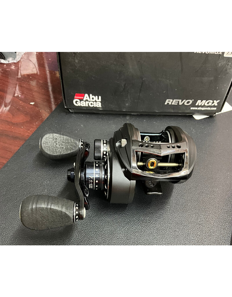 Abu Garcia Revo MGX 7.1:1 gear ratio New Old Stock