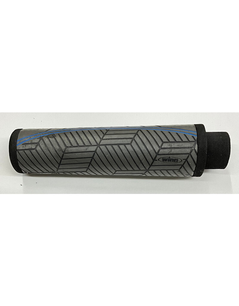 Winn Winn Straight Taper Dark Gray Rear Grip 4.5" Slight imperfections