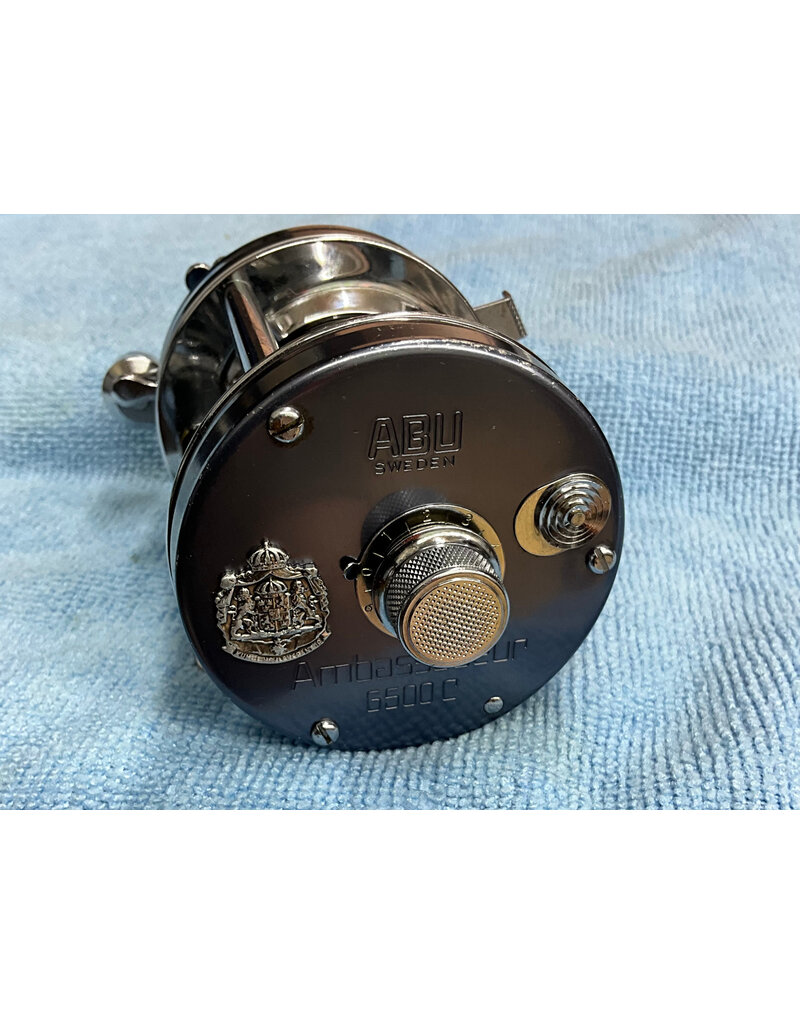 Abu Garcia Abu Garcia Ambassadeur Vintage 6500C Gun Metal Gray pre-owned excellent condition in original leather case