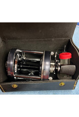 Abu Garcia Abu Garcia Ambassadeur Vintage 6500C Gun Metal Gray pre-owned excellent condition in original leather case