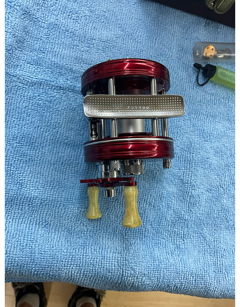 Abu Garcia Abu Garcia Ambassadeur Vintage 5000 in Leather Case FT.# 721100