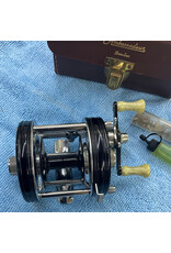 Abu Garcia Abu Garcia Ambassadeur Vintage 5000C in Leather Case foot number ft#107200