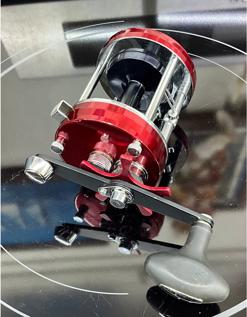 Abu Garcia Abu Garcia Ambassadeur 1977 model 7000 Sweden Cleaned Lubed ready to fish