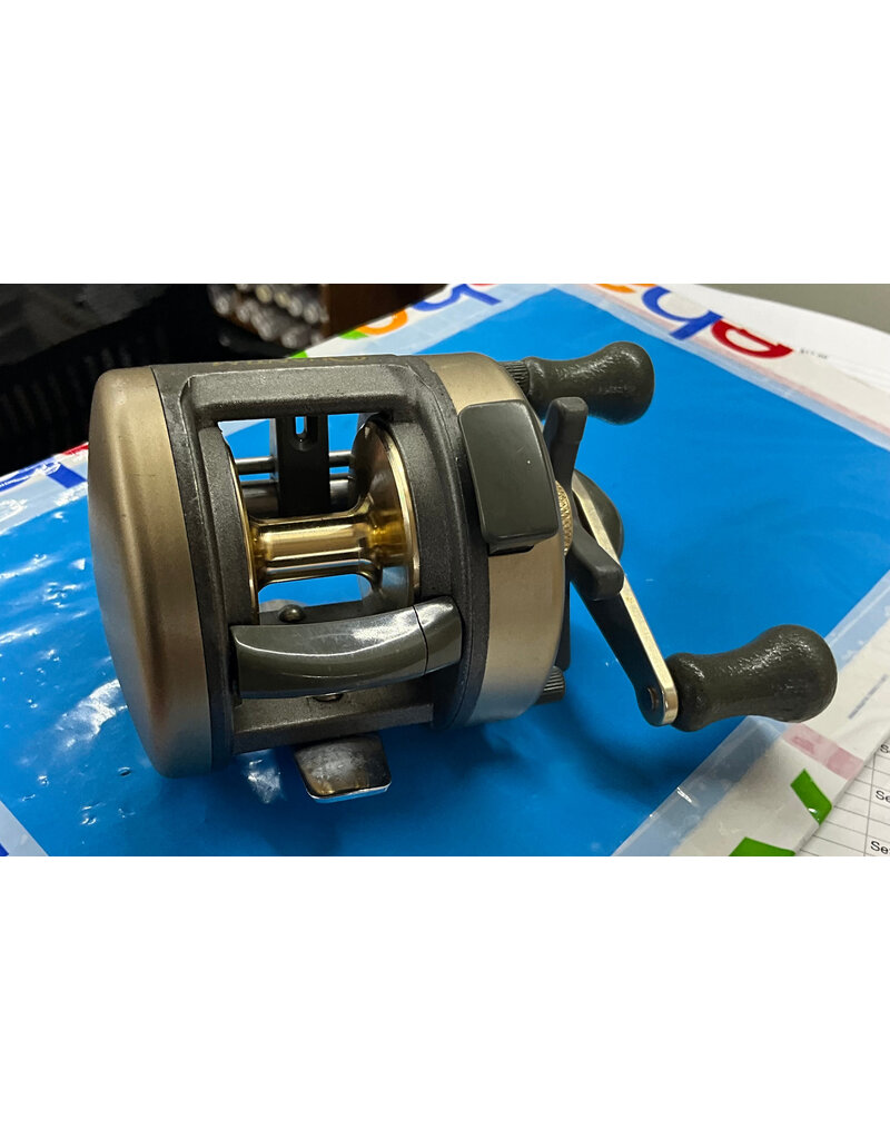 Quantum Iron IR3 fishing reel in excellent ready to fish condition