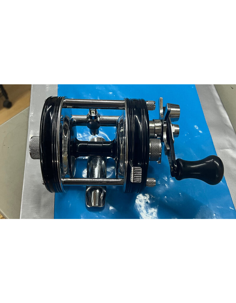 Abu Garcia Abu Garcia Ambassadeur Vintage Black 5000C fishing reel FT# 850200