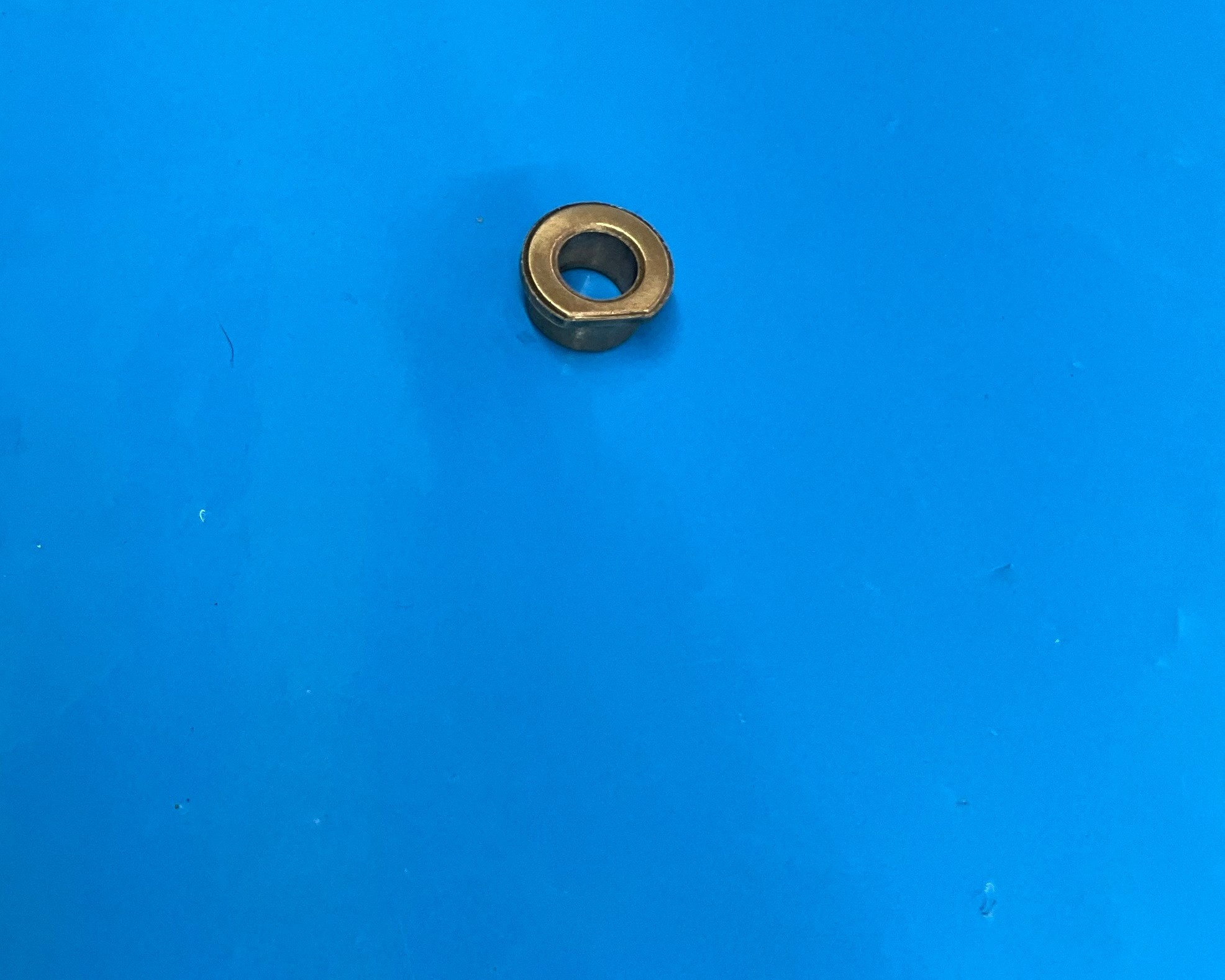 824810_4 824810_4