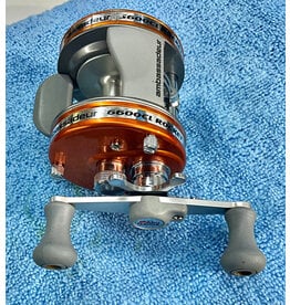 Abu Garcia Abu Garcia 5600CL Rocket Orange Clean Pre owned