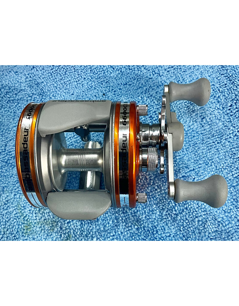 Abu Garcia 5600CL Rocket Orange Clean Pre owned - DadsOleTackle