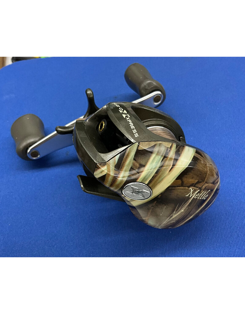 H20 X - Xpress Camo Baitcast Reel 6.3:1 gear ratio