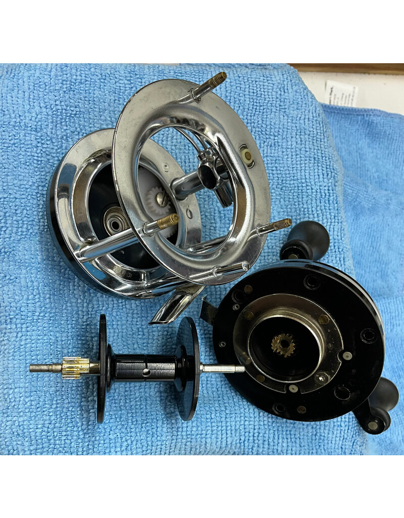 Abu Garcia Abu Garcia Ambassadeur Vintage Black 5000C  FT# 730902