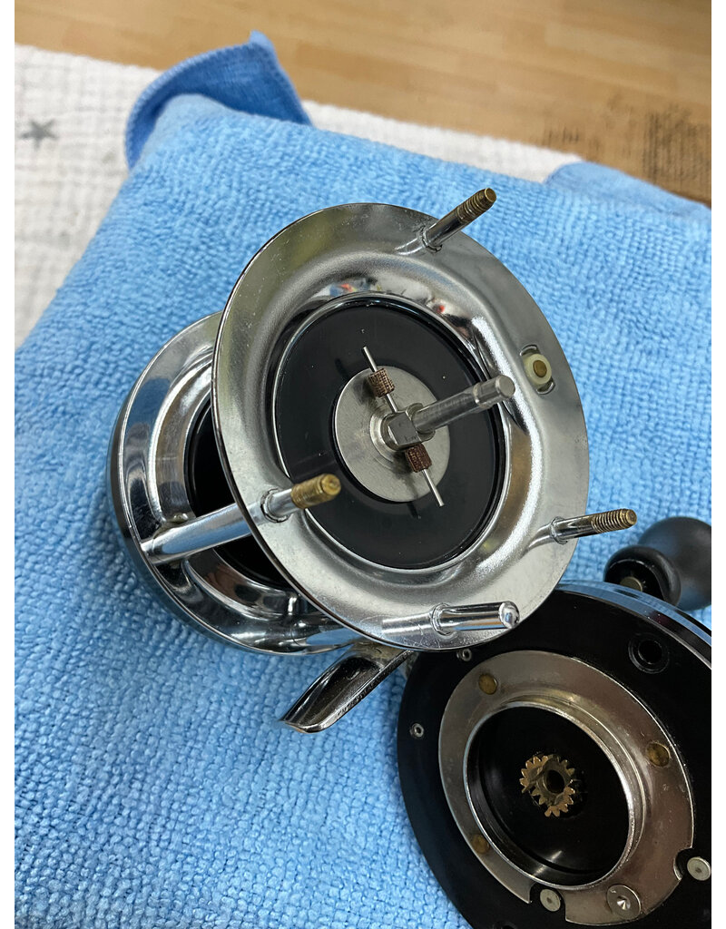 Abu Garcia Abu Garcia Ambassadeur Vintage Black 5000C  FT# 730902