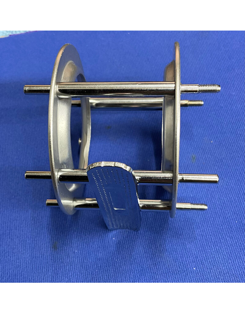 Abu Garcia 802299/12680 - Abu Garcia Ambassadeur New Frame aluminum with chrome foot